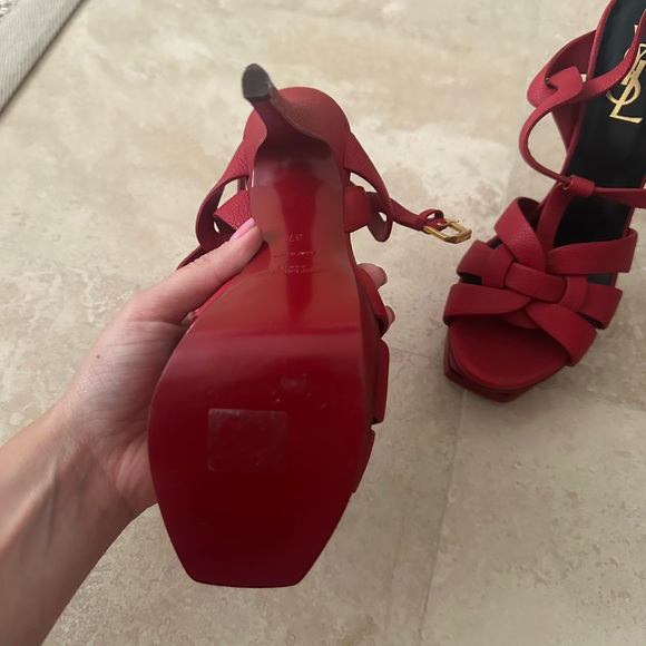 YSL Tribute Heels - Picture 3 of 4